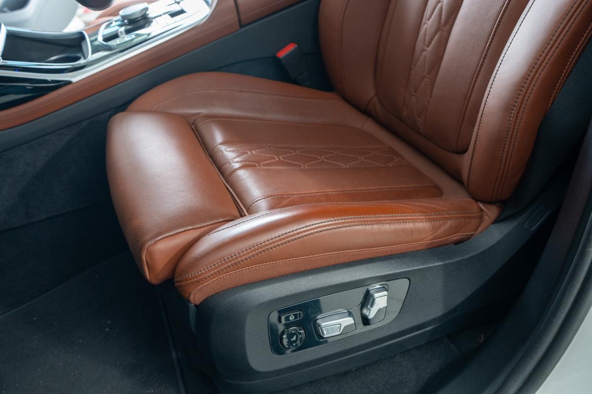 bmw-x7-2024-diesel-2993cc
