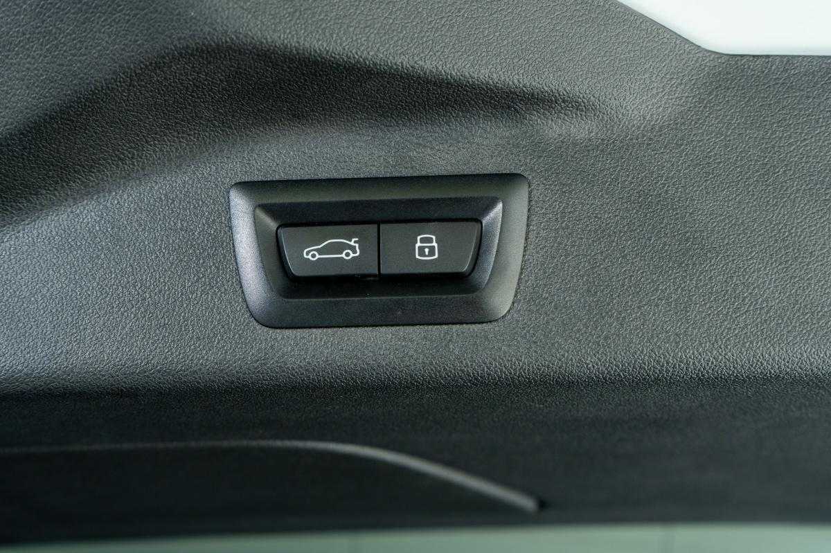 bmw-x7-2024-diesel-2993cc