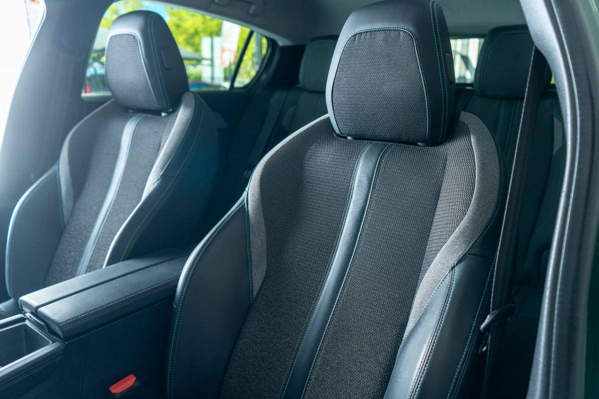 peugeot-e-308-2024-eletrico-0cc