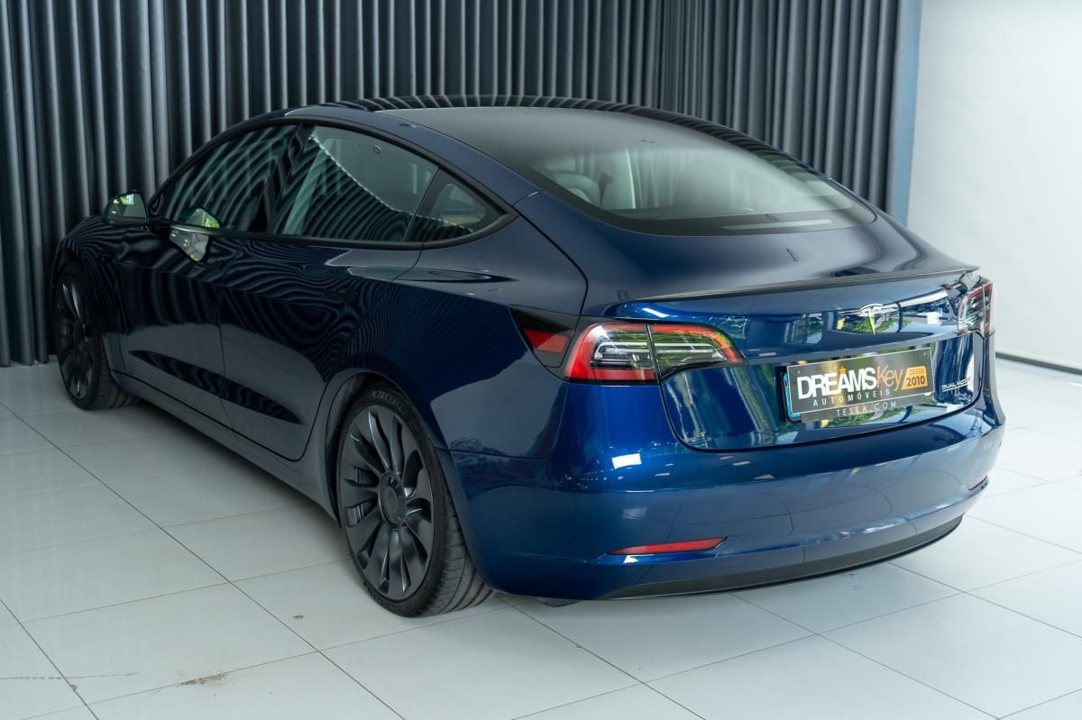 tesla-model-3-2023-eletrico-500cc