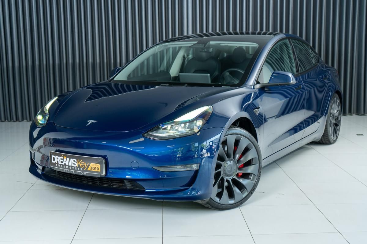 tesla-model-3-2023-eletrico-500cc
