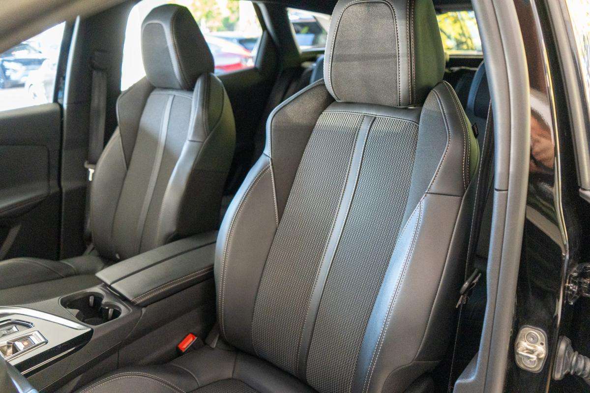 peugeot-3008-2022-hibrido-a-gasolina-1598cc