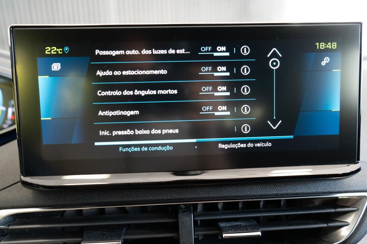 peugeot-3008-2022-hibrido-a-gasolina-1598cc