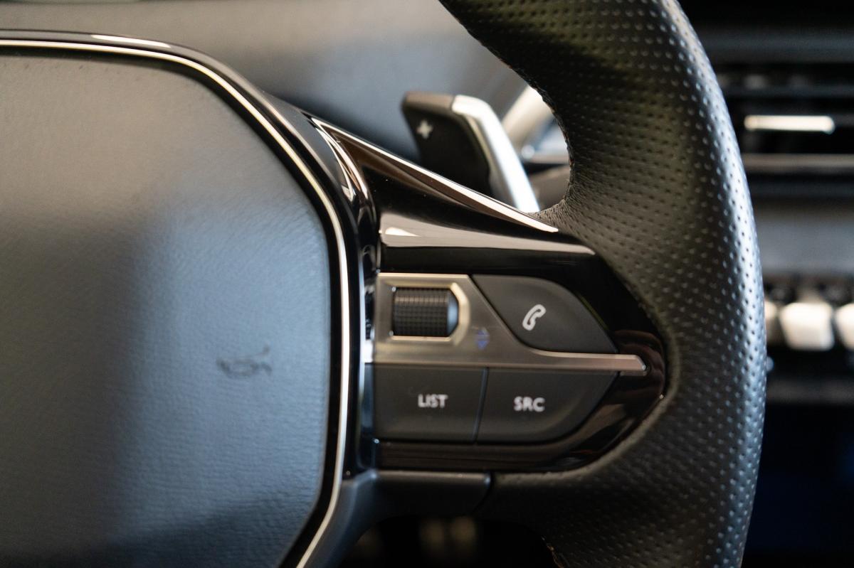 peugeot-3008-2022-hibrido-a-gasolina-1598cc