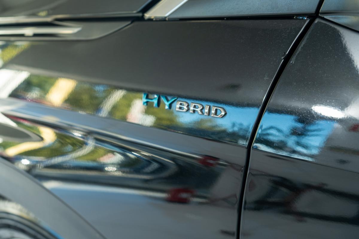 peugeot-3008-2022-hibrido-a-gasolina-1598cc