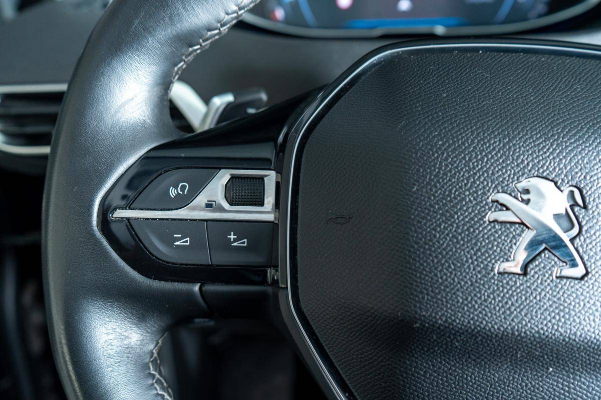peugeot-3008-2022-gasolina-1199cc