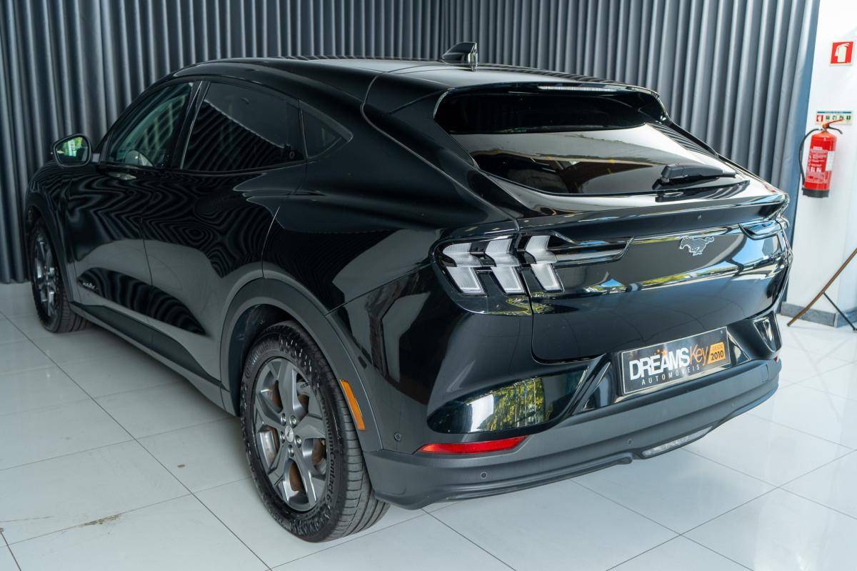 ford-mustang-2022-eletrico-0cc
