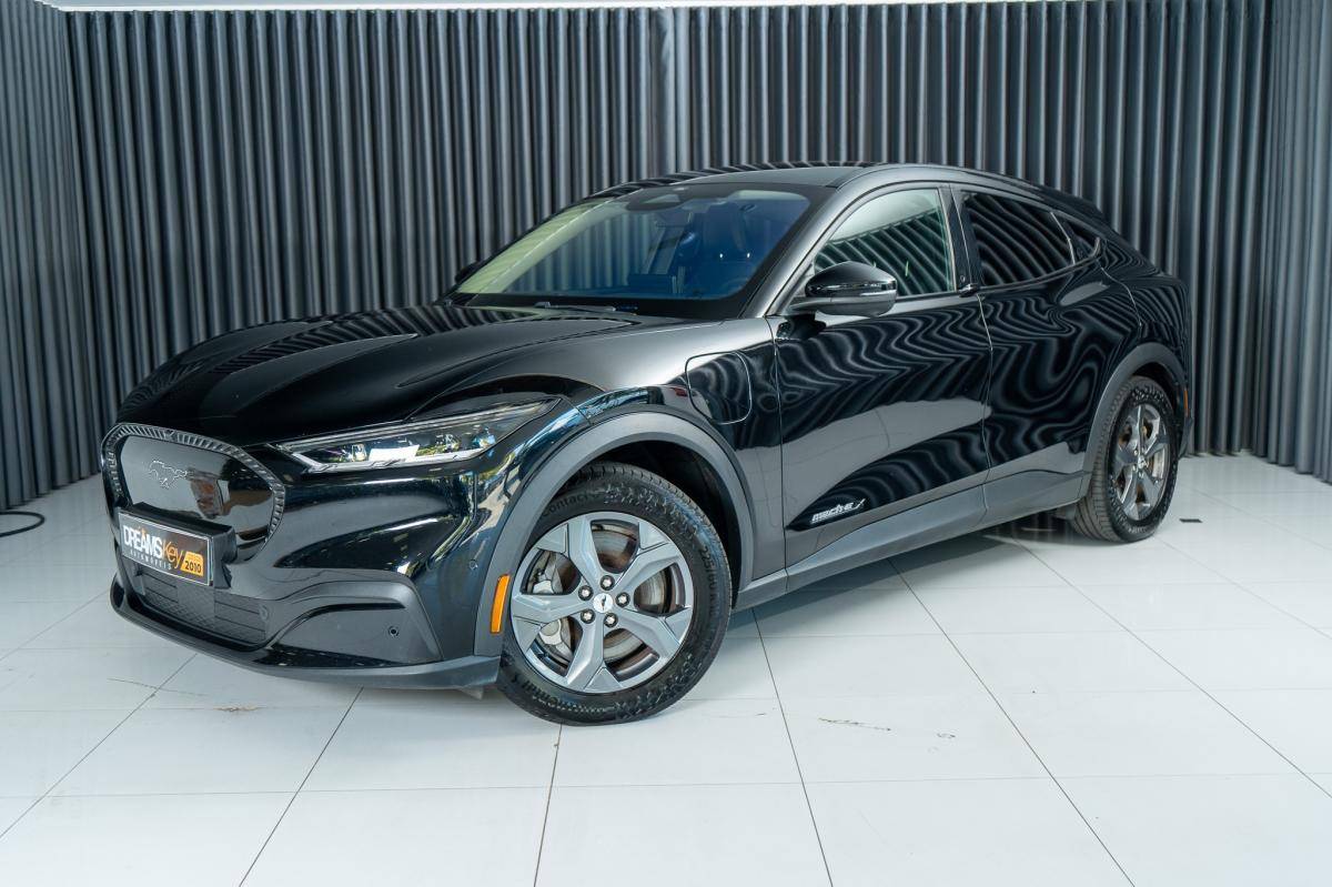 ford-mustang-2022-eletrico-0cc