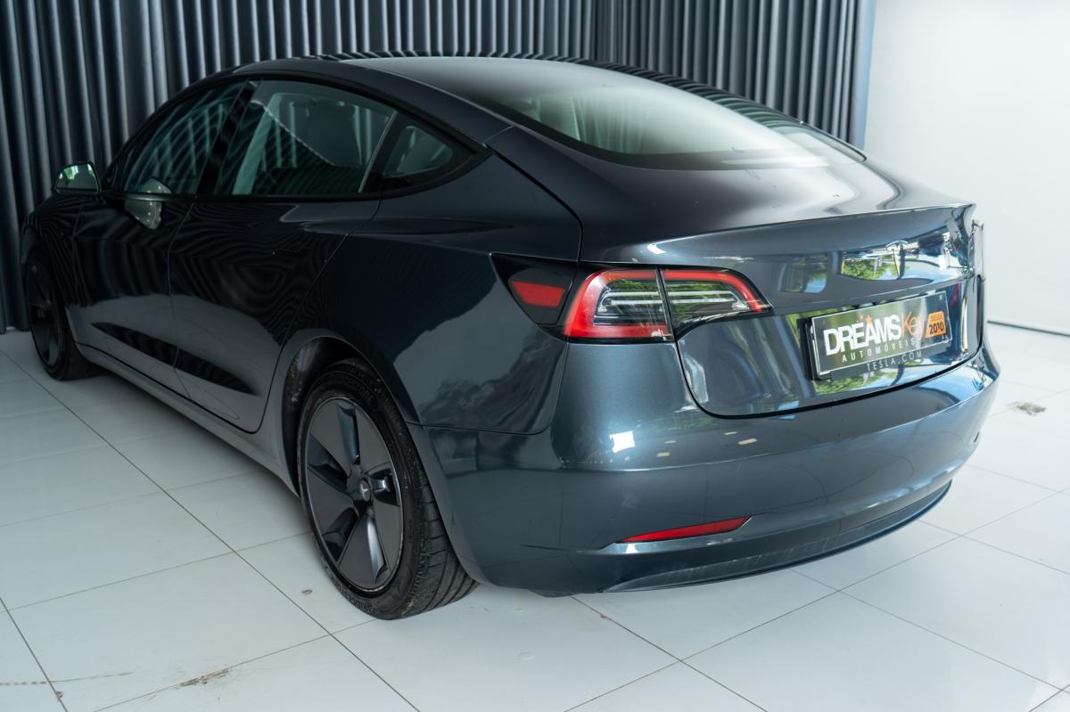 tesla-model-3-2023-eletrico-500cc