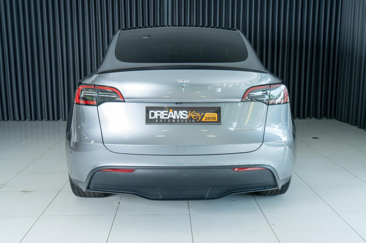 tesla-model-y-2023-eletrico-500cc