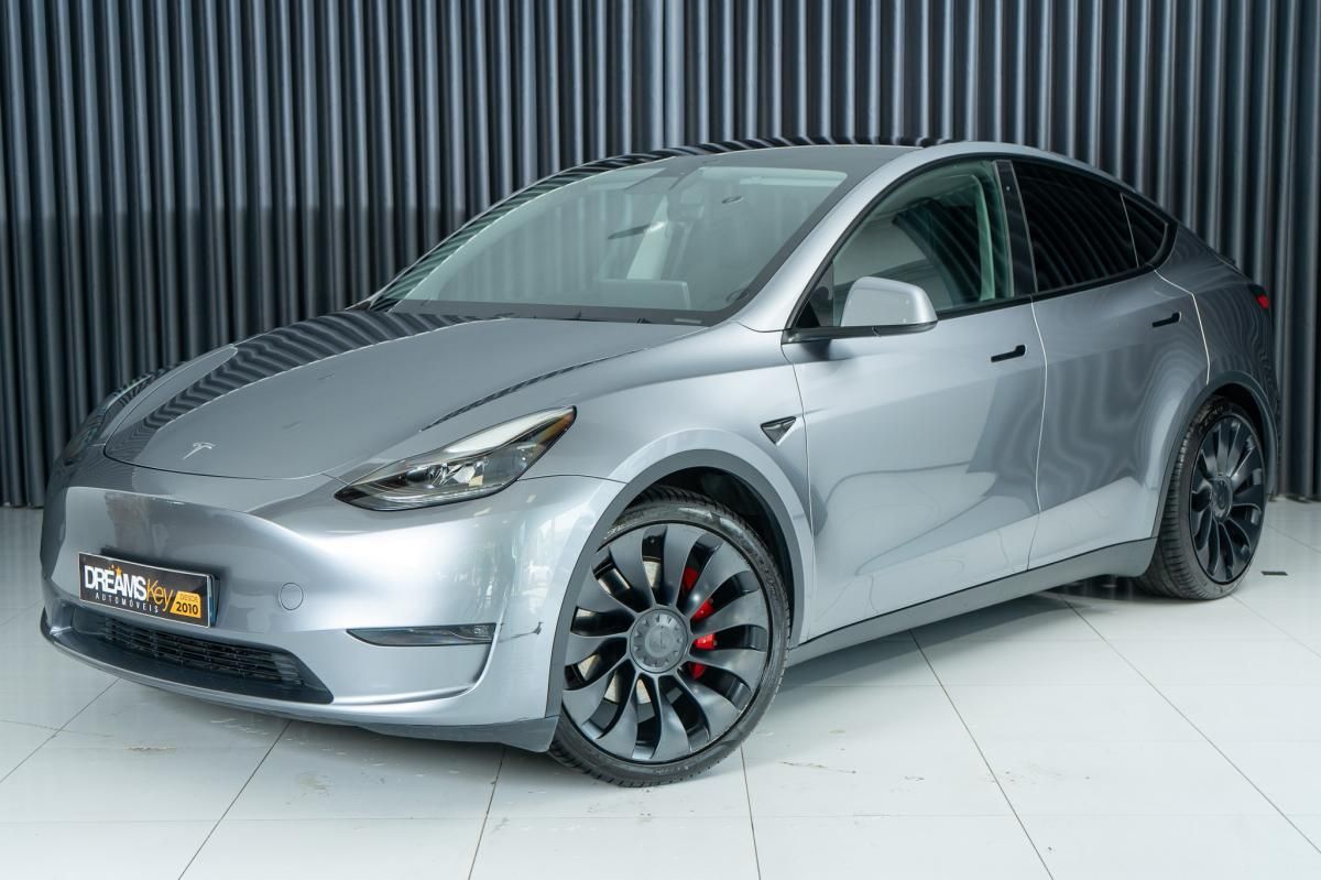 tesla-model-y-2023-eletrico-500cc