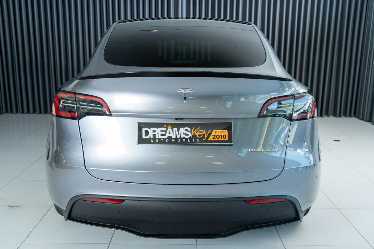 tesla-model-y-2023-eletrico-500cc