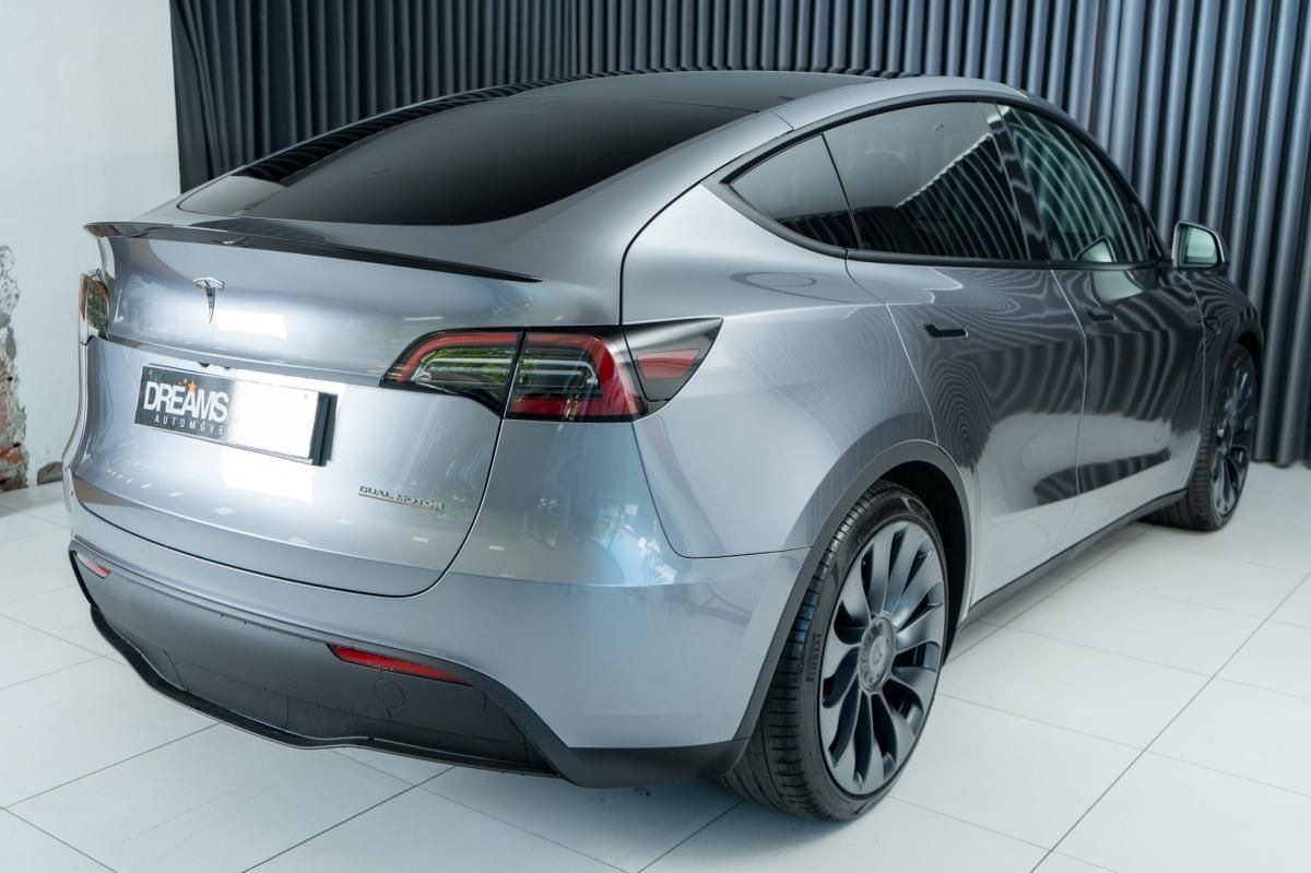 tesla-model-y-2023-eletrico-500cc