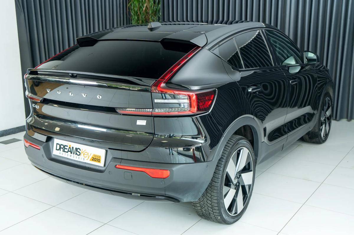 volvo-c40-2022-eletrico-500cc