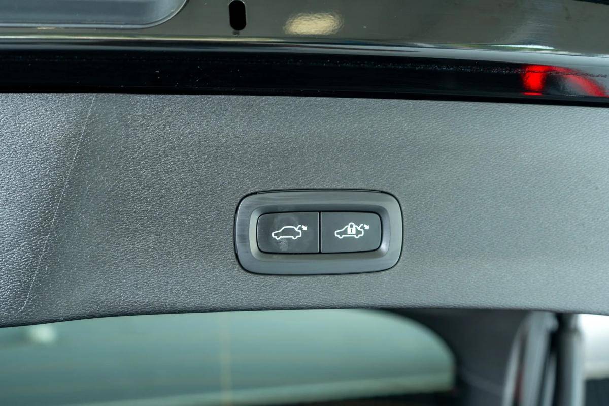 volvo-c40-2022-eletrico-500cc