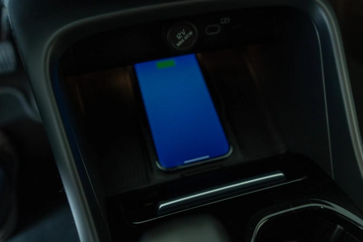 volvo-c40-2022-eletrico-500cc