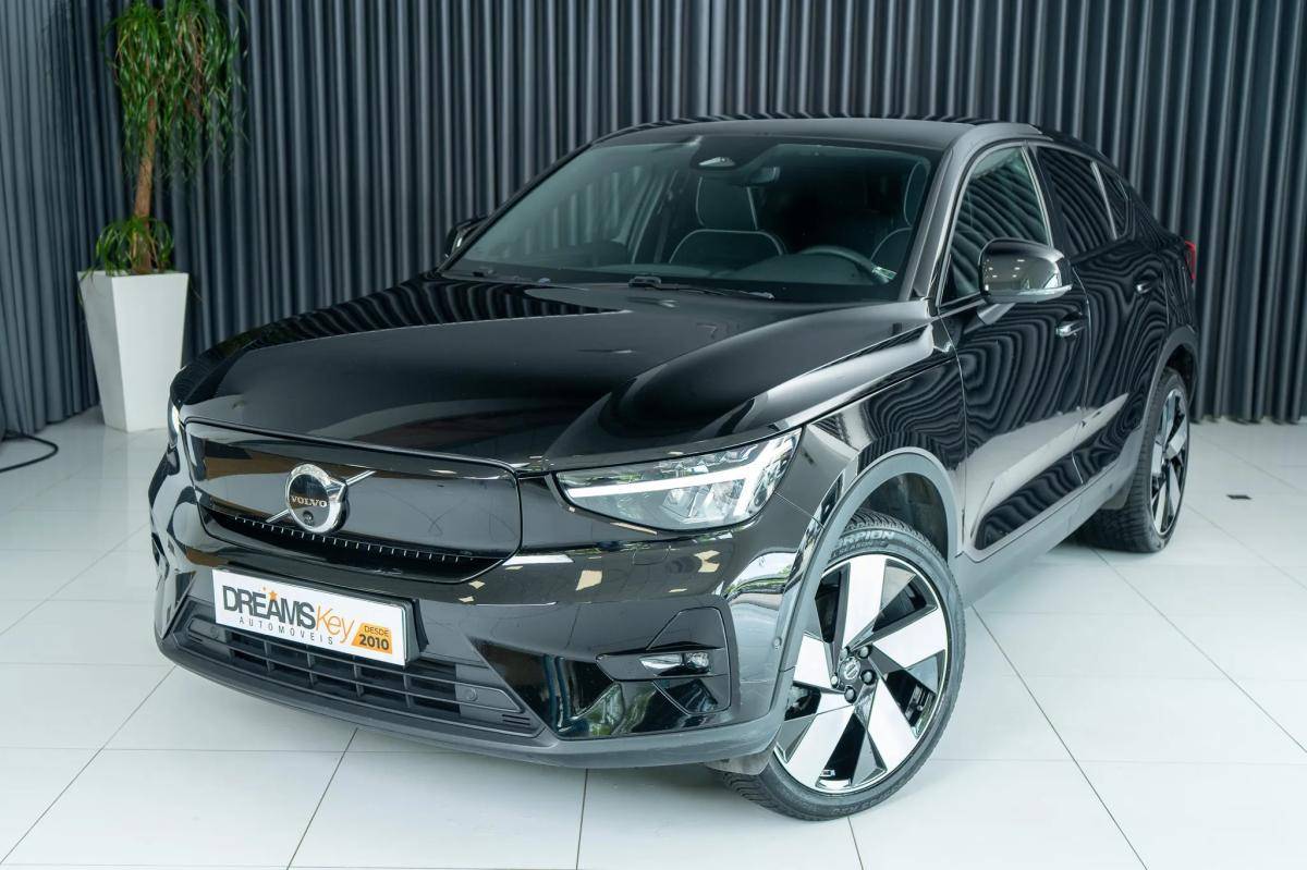 volvo-c40-2022-eletrico-500cc