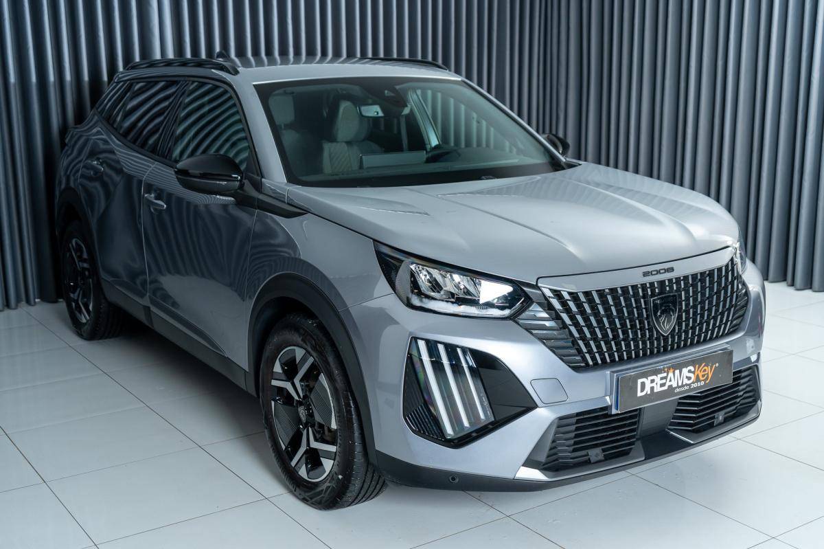 peugeot-2008-2023-gasolina-1199cc