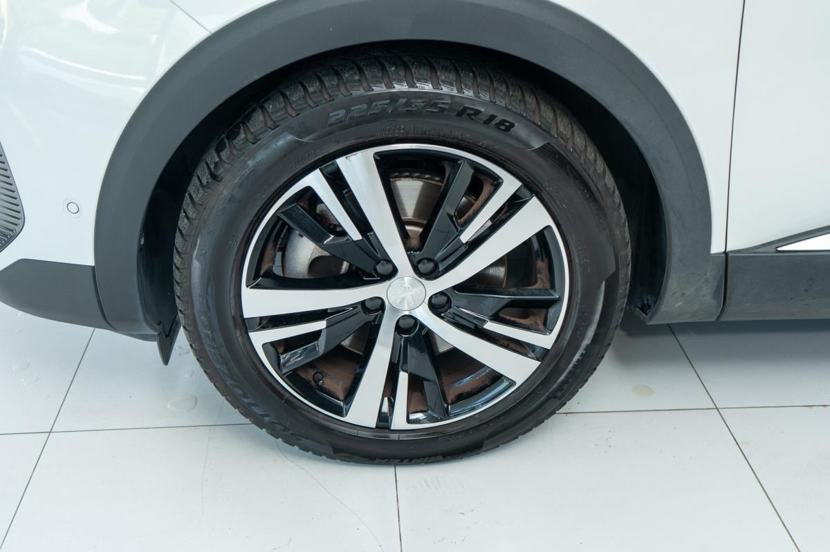 peugeot-3008-2022-hibrido-a-gasolina-1598cc