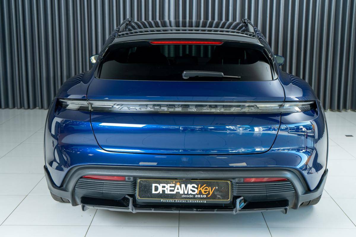 porsche-taycan-2022-eletrico-500cc