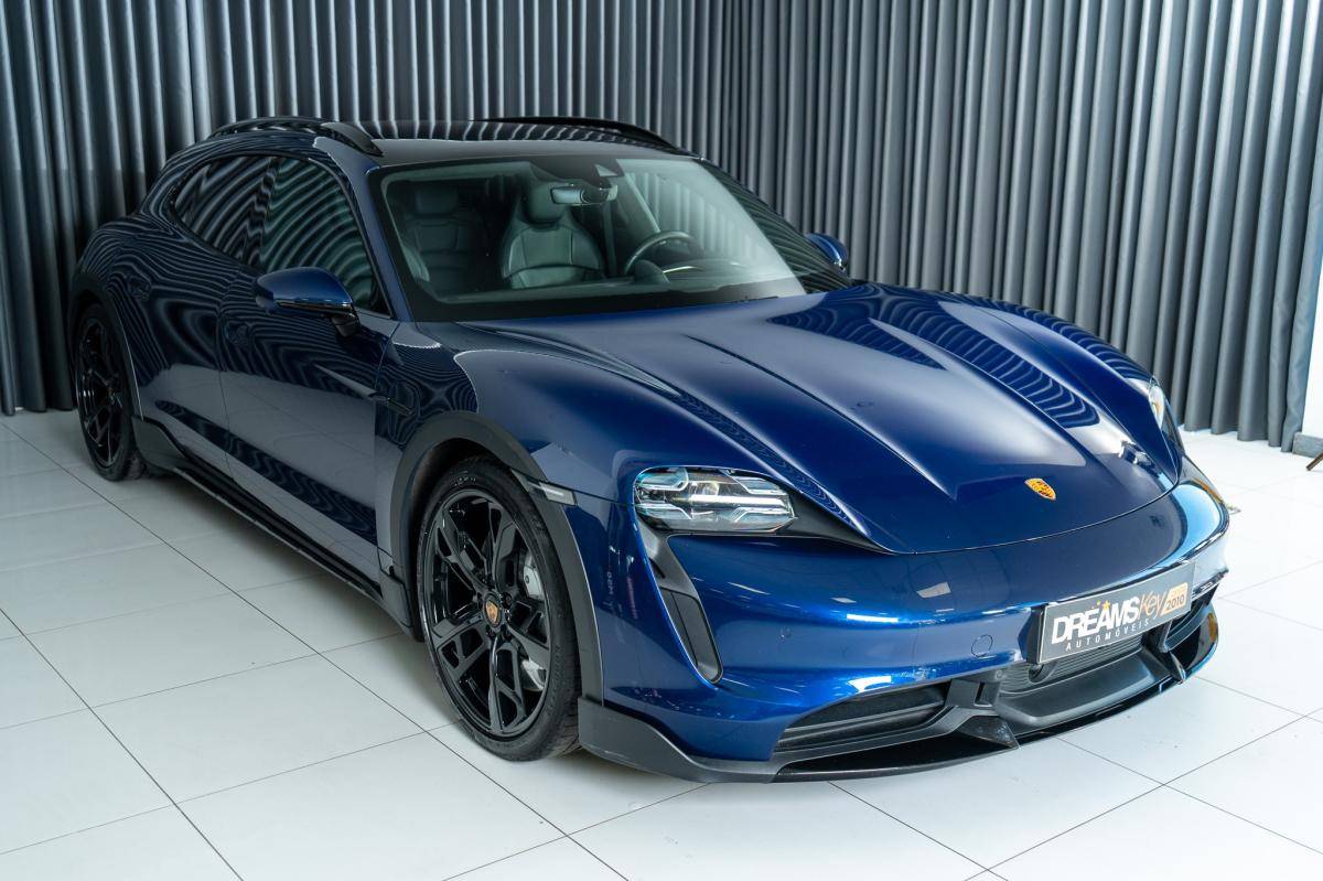 porsche-taycan-2022-eletrico-500cc