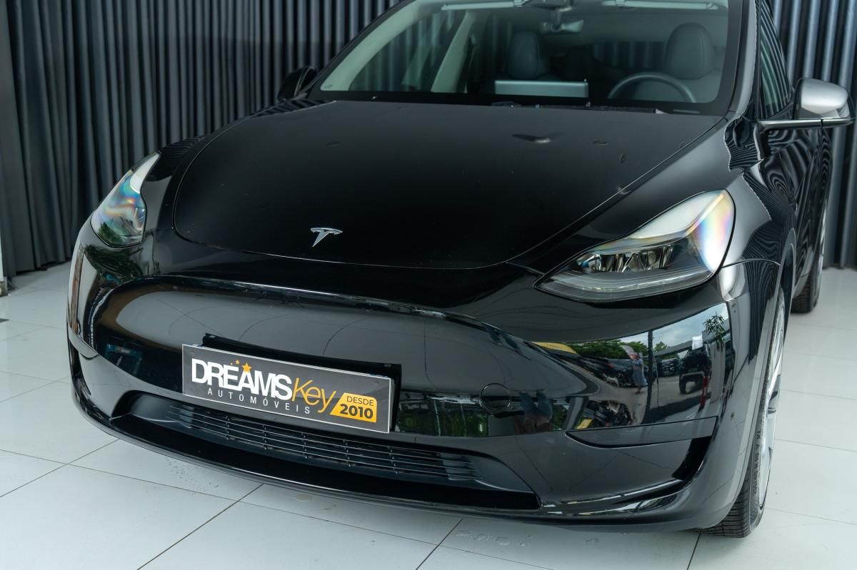 tesla-model-y-2023-eletrico-500cc