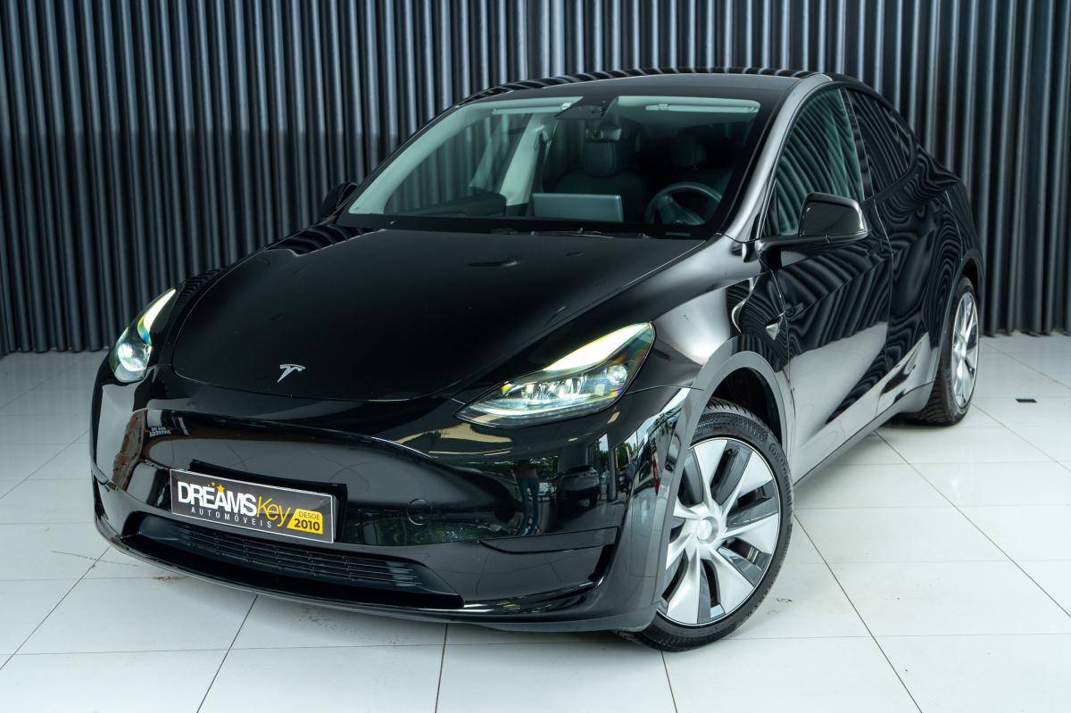 tesla-model-y-2023-eletrico-500cc