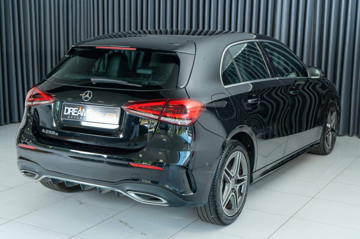 mercedes-benz-classe-a-2022-hibrido-a-gasolina-1332cc