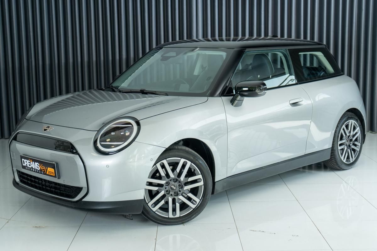 mini-cooper-2025-eletrico-500cc