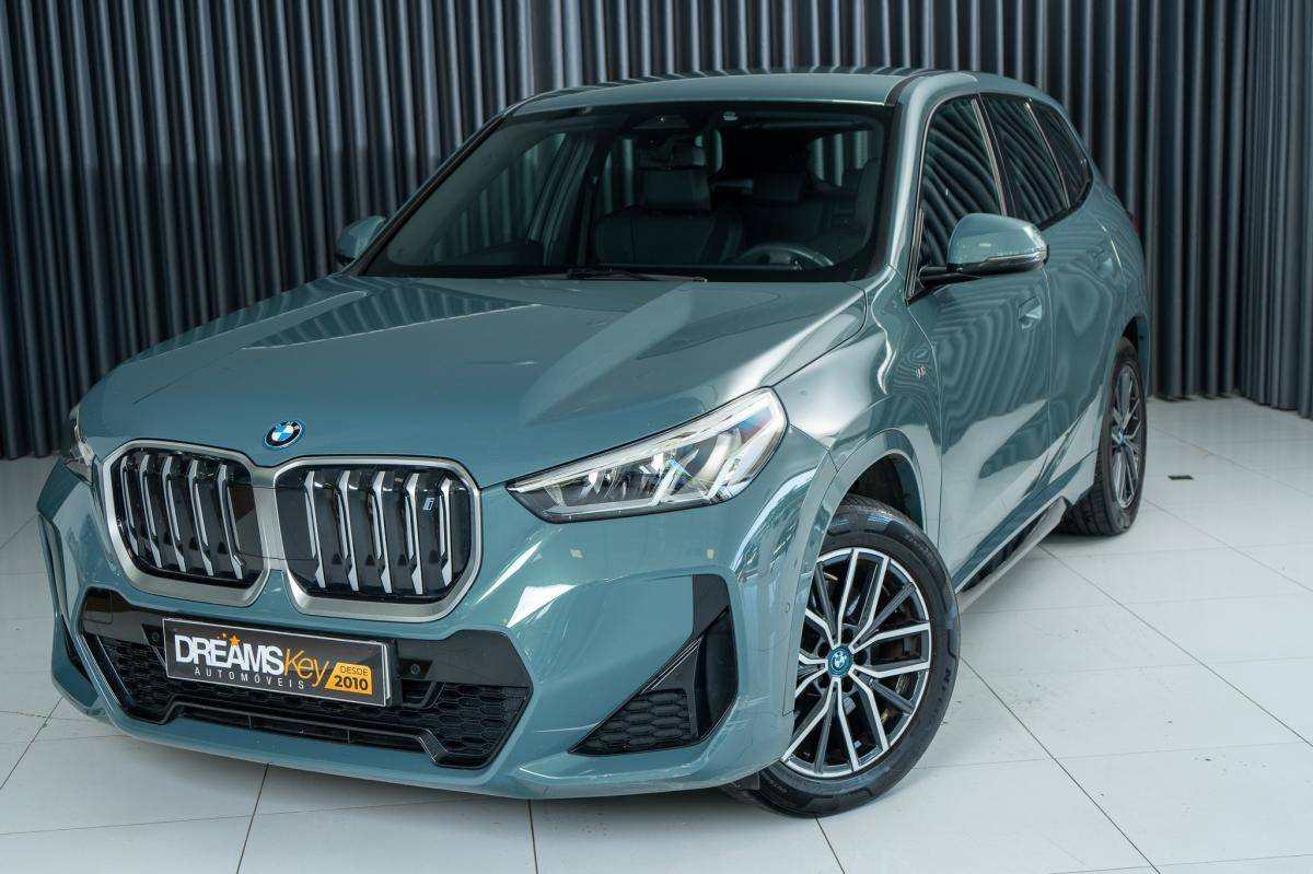 bmw-ix-2023-eletrico-500cc