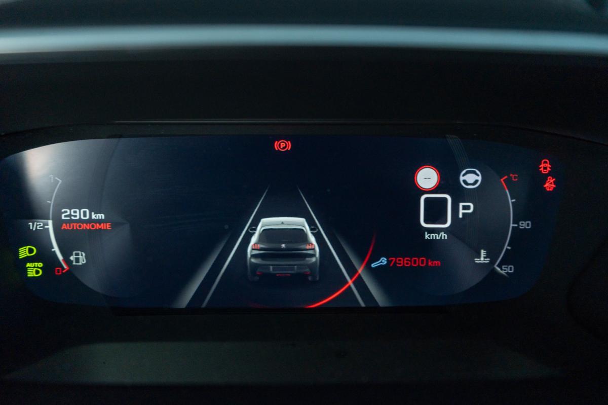 peugeot-208-2022-gasolina-1199cc