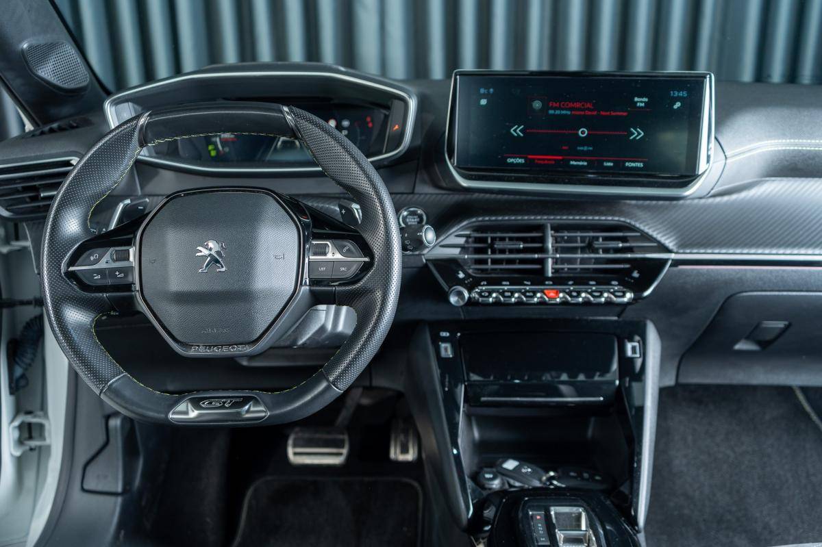 peugeot-208-2022-gasolina-1199cc