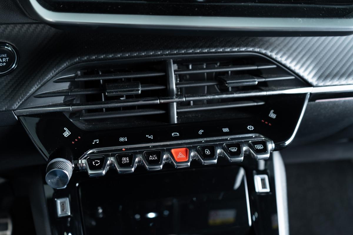 peugeot-208-2022-gasolina-1199cc
