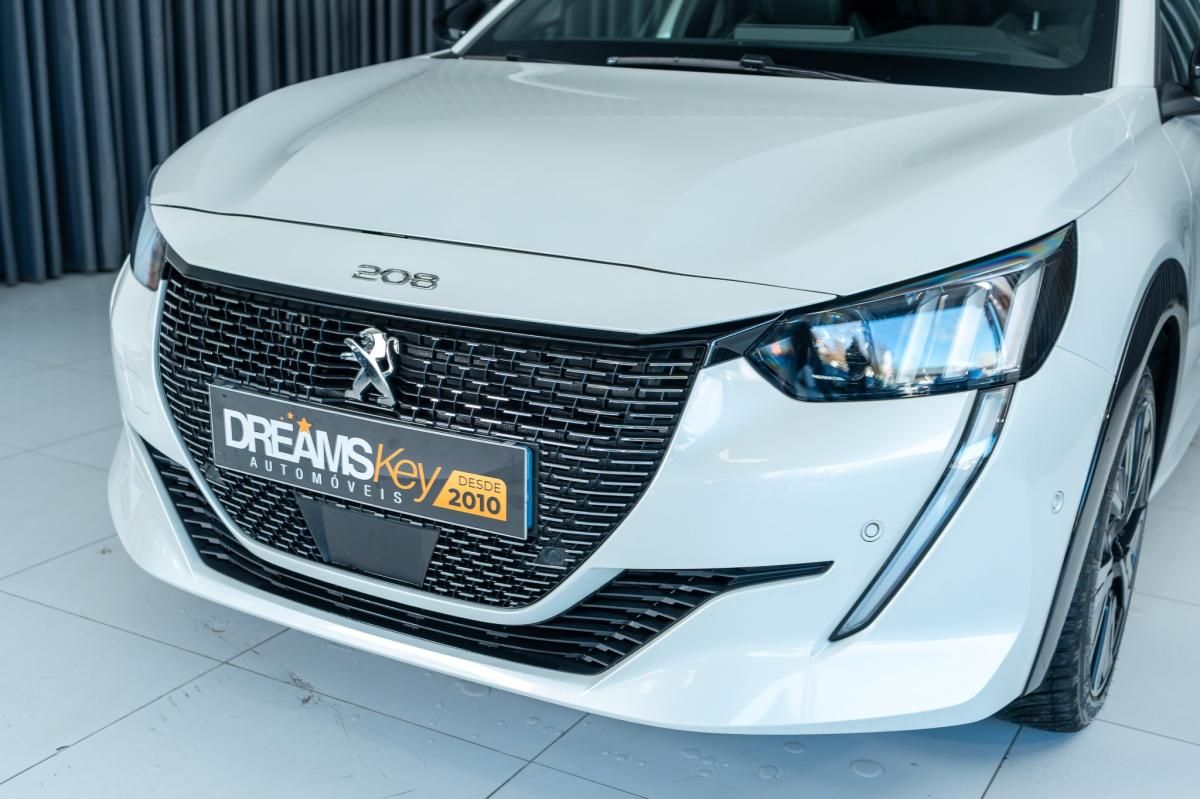 peugeot-208-2022-gasolina-1199cc