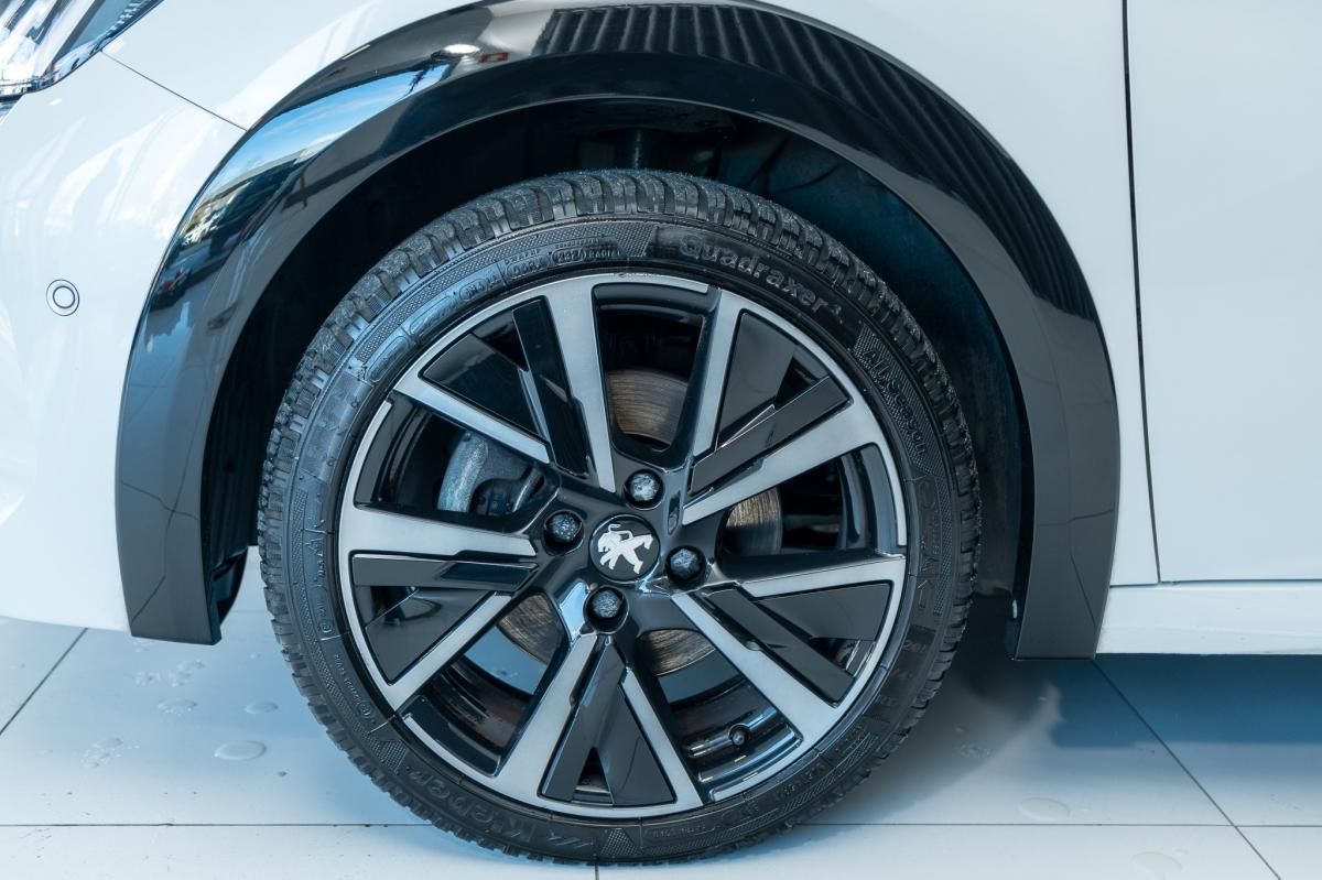 peugeot-208-2022-gasolina-1199cc