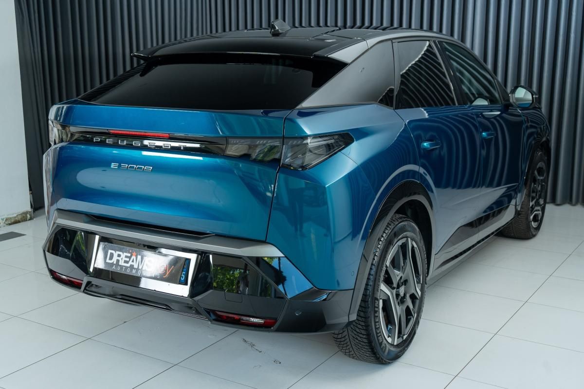 peugeot-e-3008-2025-eletrico-500cc