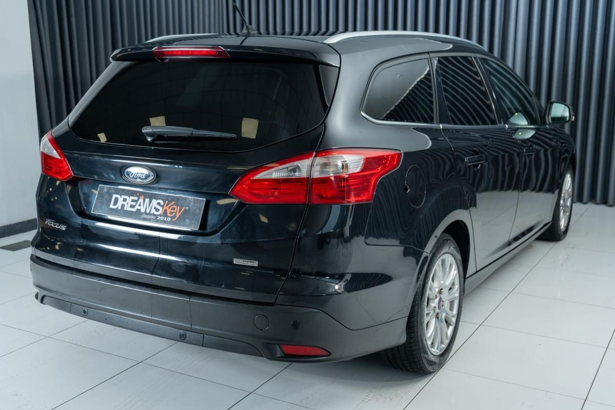 ford-focus-sw-2011-diesel-1560cc
