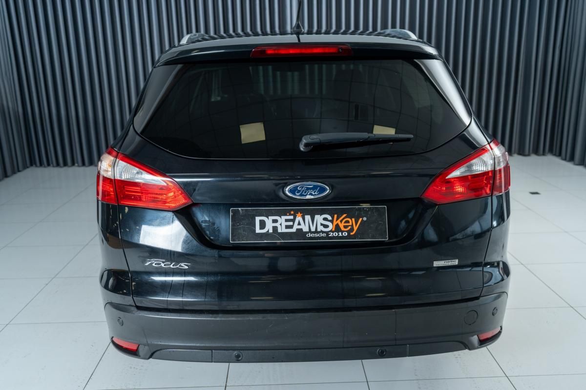 ford-focus-sw-2011-diesel-1560cc