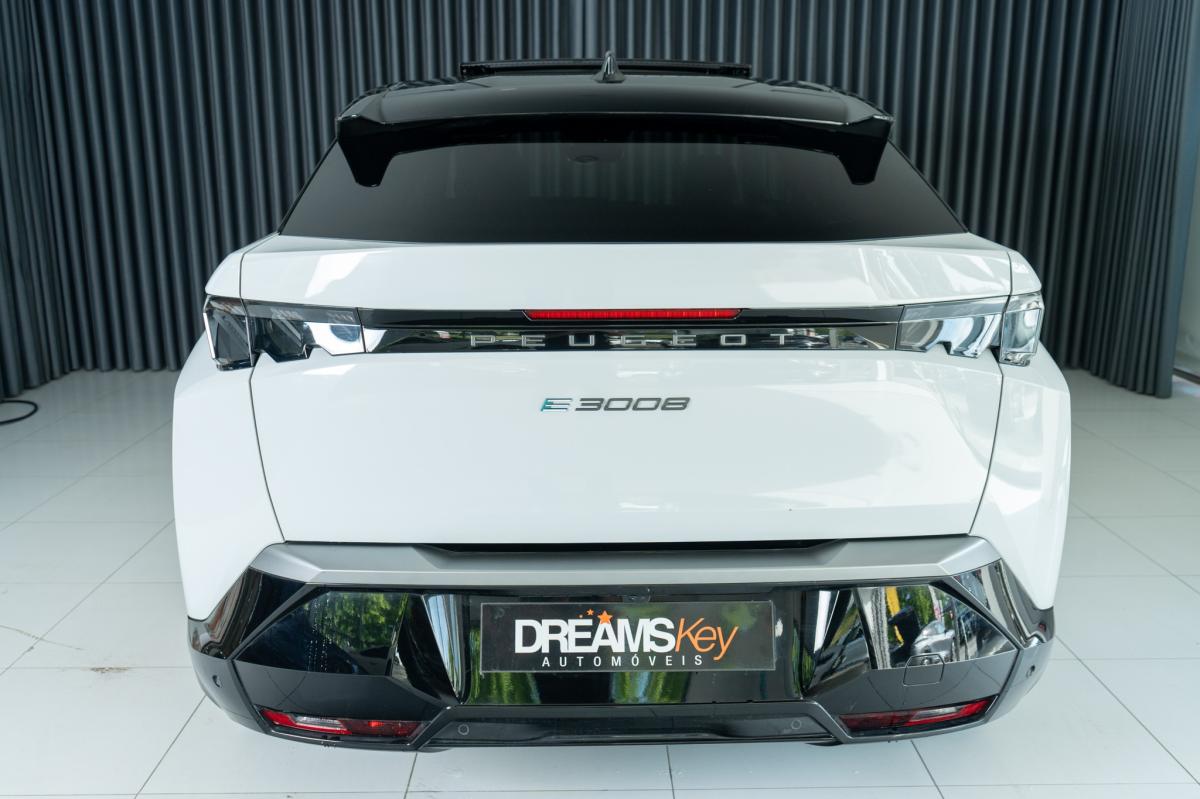 peugeot-e-3008-2024-eletrico-500cc