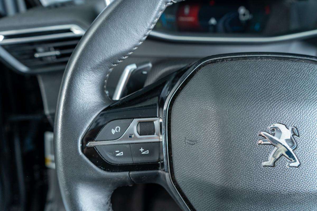 peugeot-2008-2022-diesel-1499cc