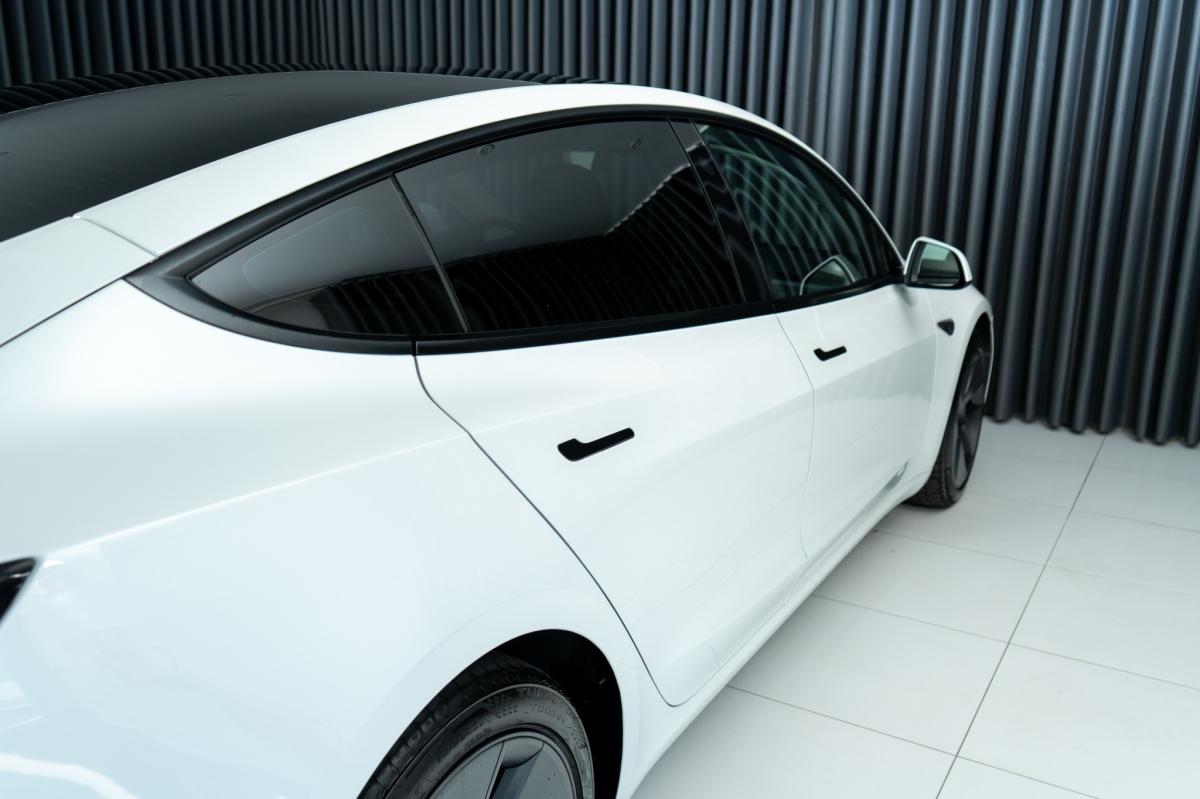 tesla-model-3-2022-eletrico-500cc