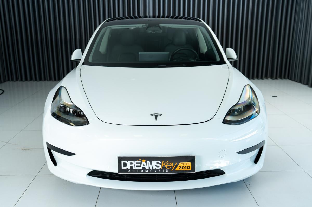 tesla-model-3-2022-eletrico-500cc