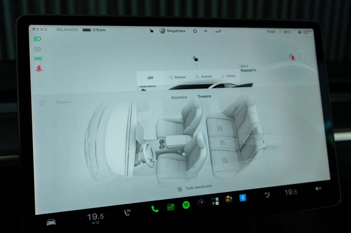 tesla-model-3-2022-eletrico-500cc