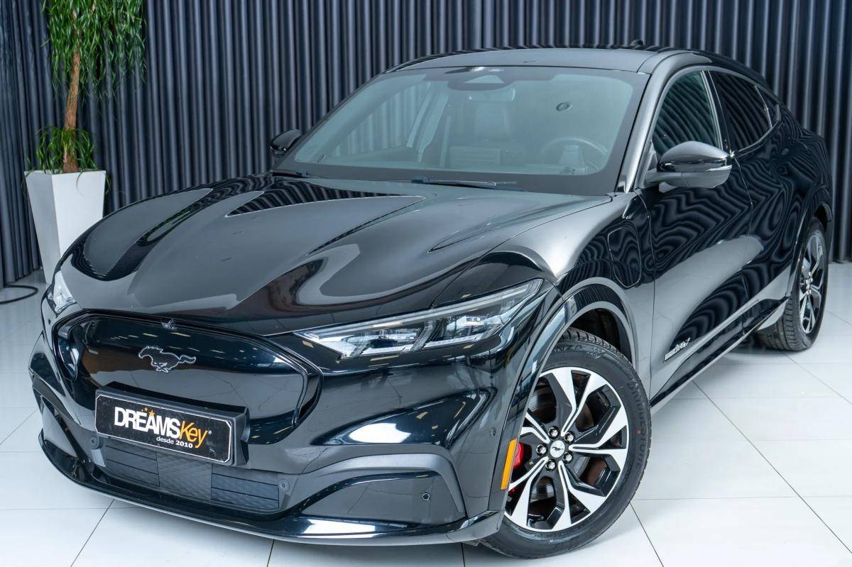 ford-mustang-2023-eletrico-500cc