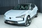 volvo-ex30-2024-eletrico-500cc