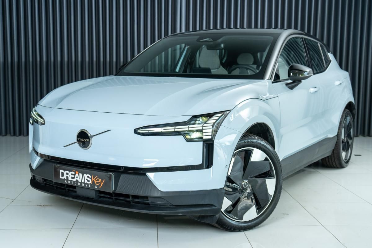volvo-ex30-2024-eletrico-500cc