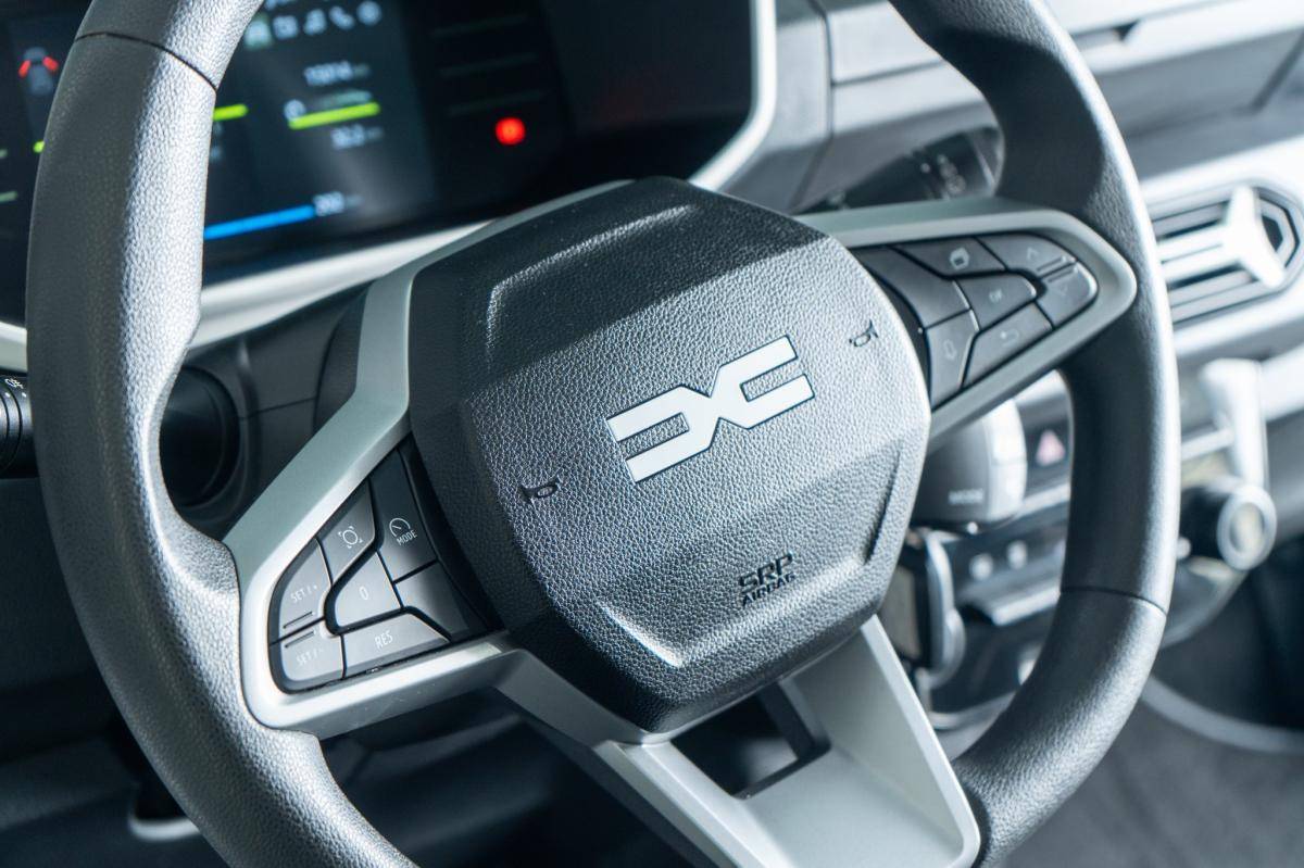 dacia-spring-2025-eletrico-500cc