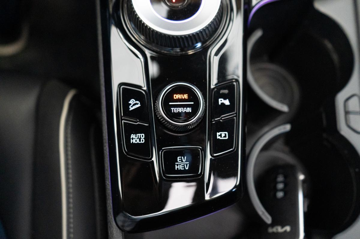 kia-sportage-2022-hibrido-a-gasolina-1598cc