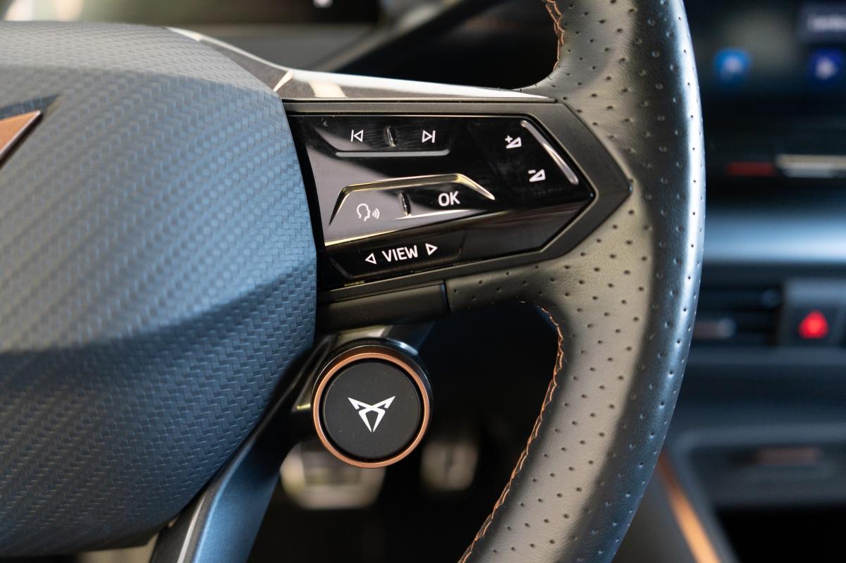 cupra-born-2023-eletrico-0cc