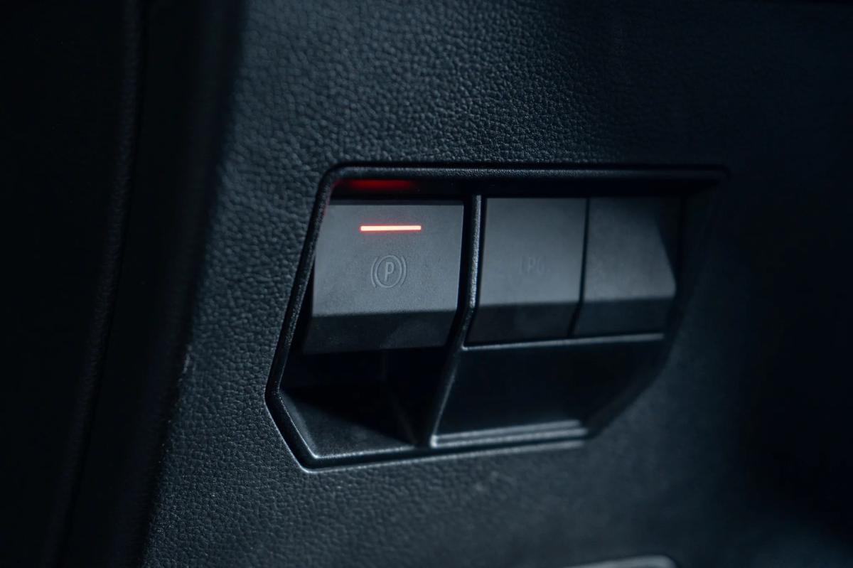 dacia-duster-2024-gpl-999cc